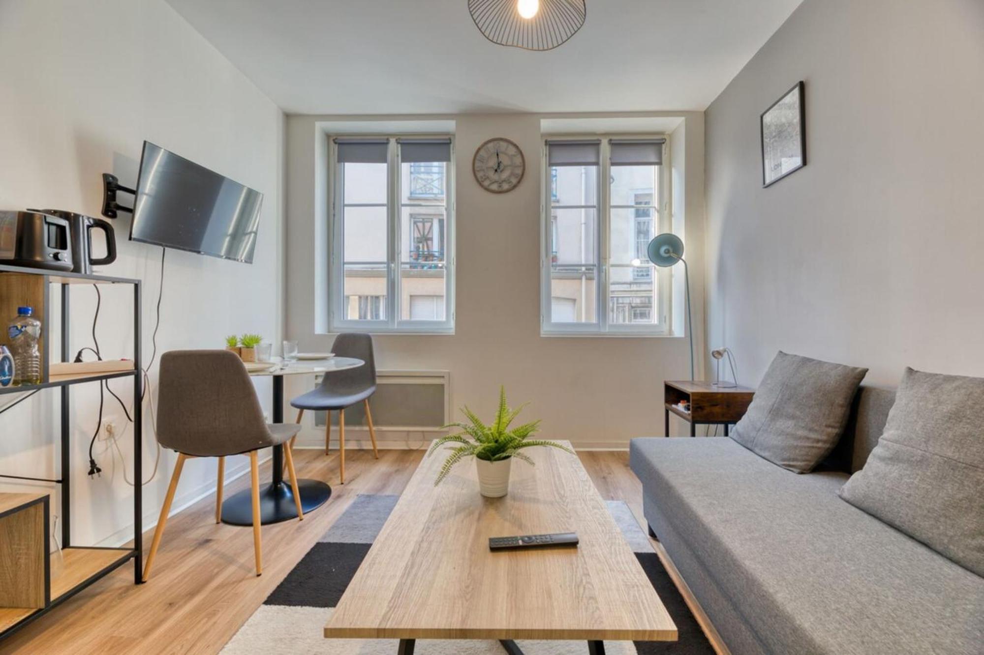 Le Thibaut Studio Renove Au Coeur De Rouen Exterior foto